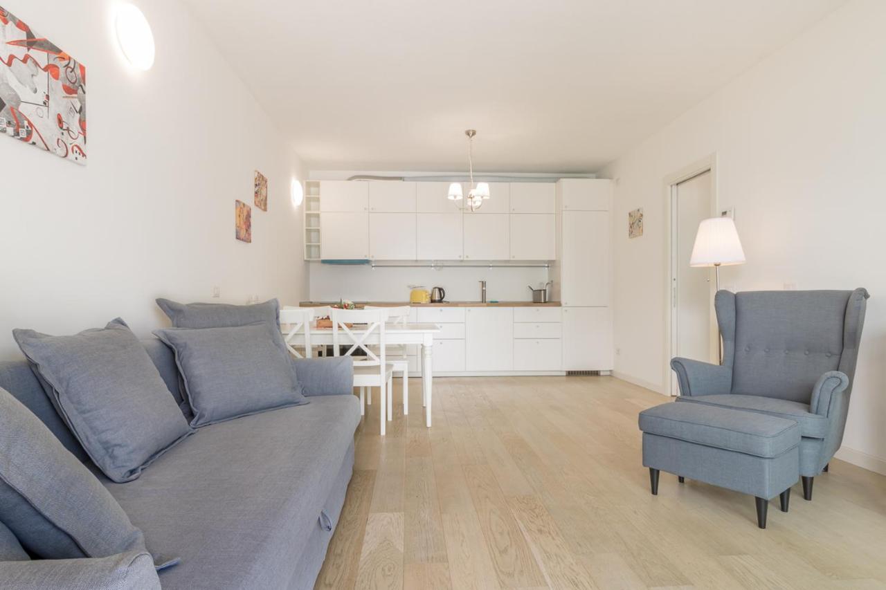 Apartment Azalea - Cremia Екстериор снимка